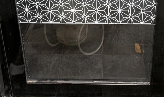 露天風呂扉 - 清掃後